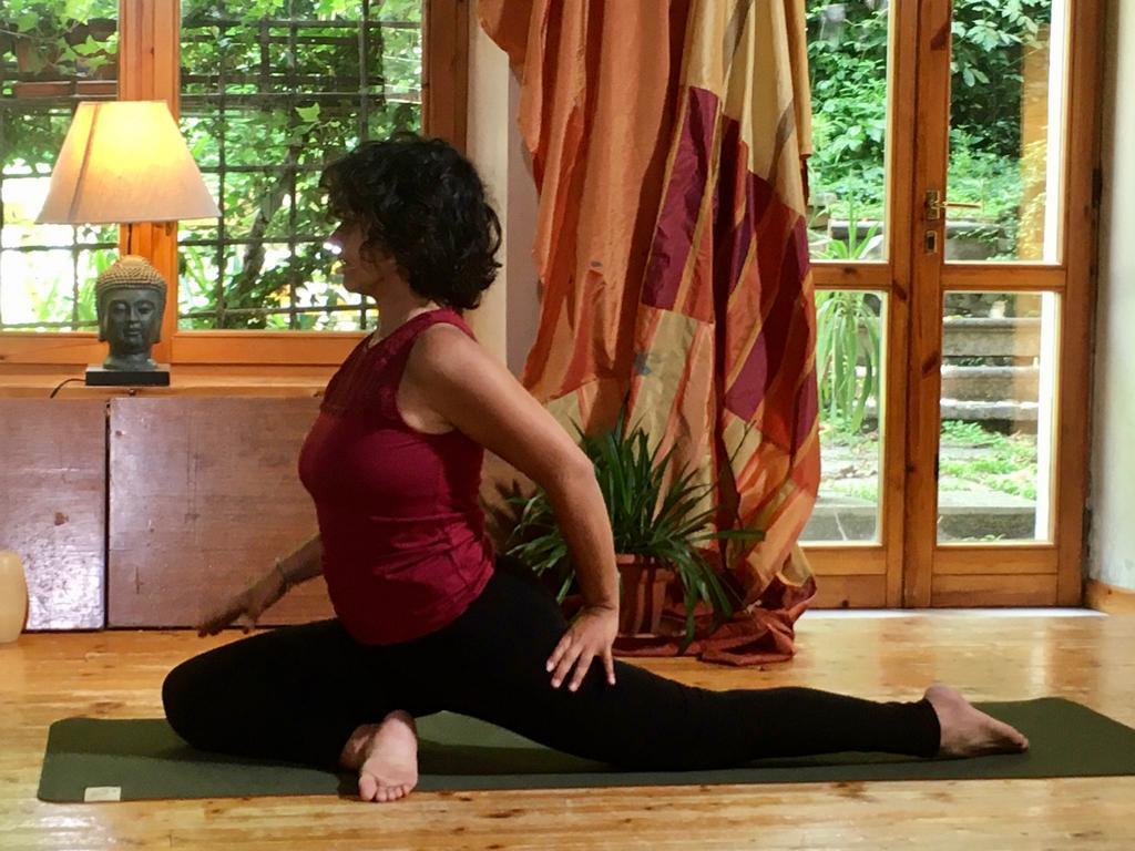 Yoga al femminile per riscoprire il piacere