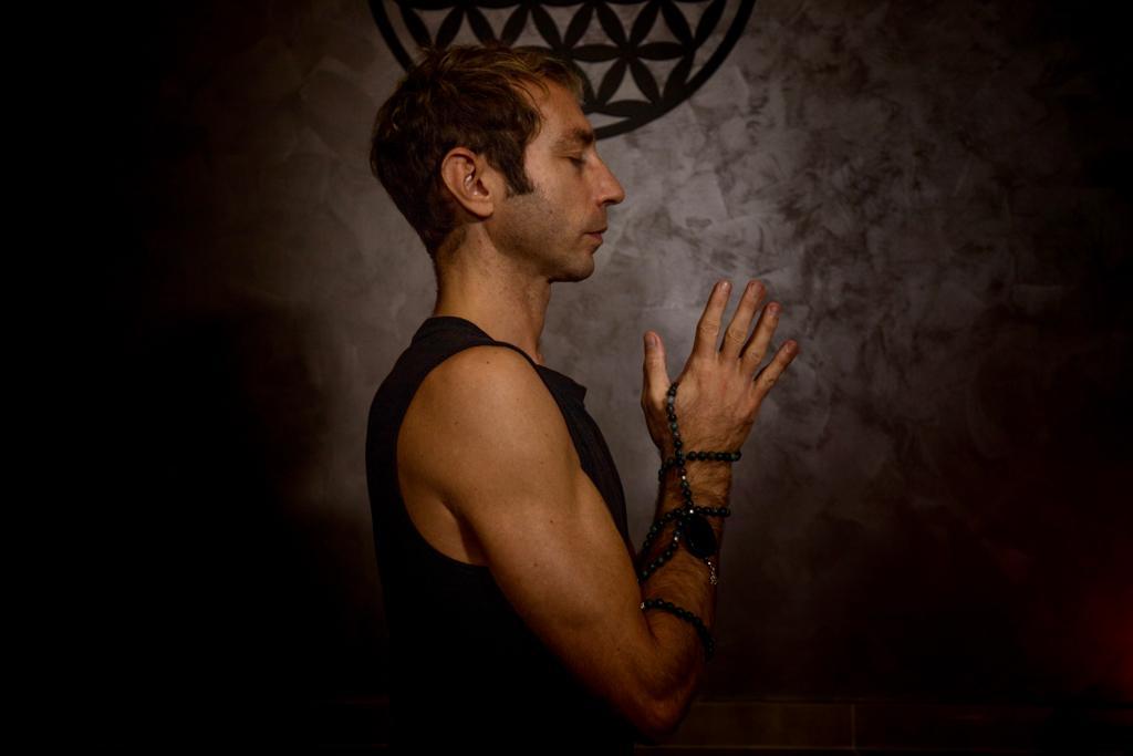 Come gestire lo stress con la meditazione