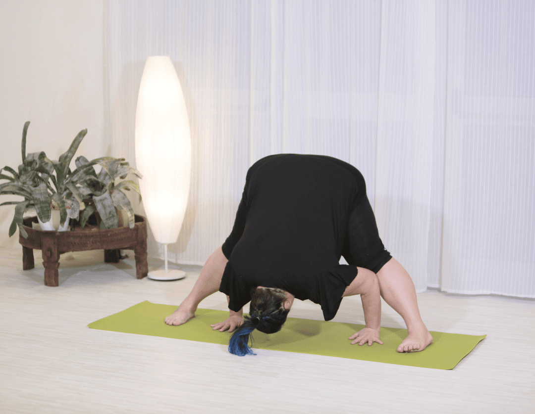 Yoga, esercizio per liberare il diaframma bloccato